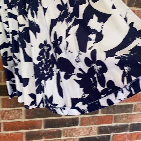 Donna Ricco navy and White Midi - Picture 10 of 13